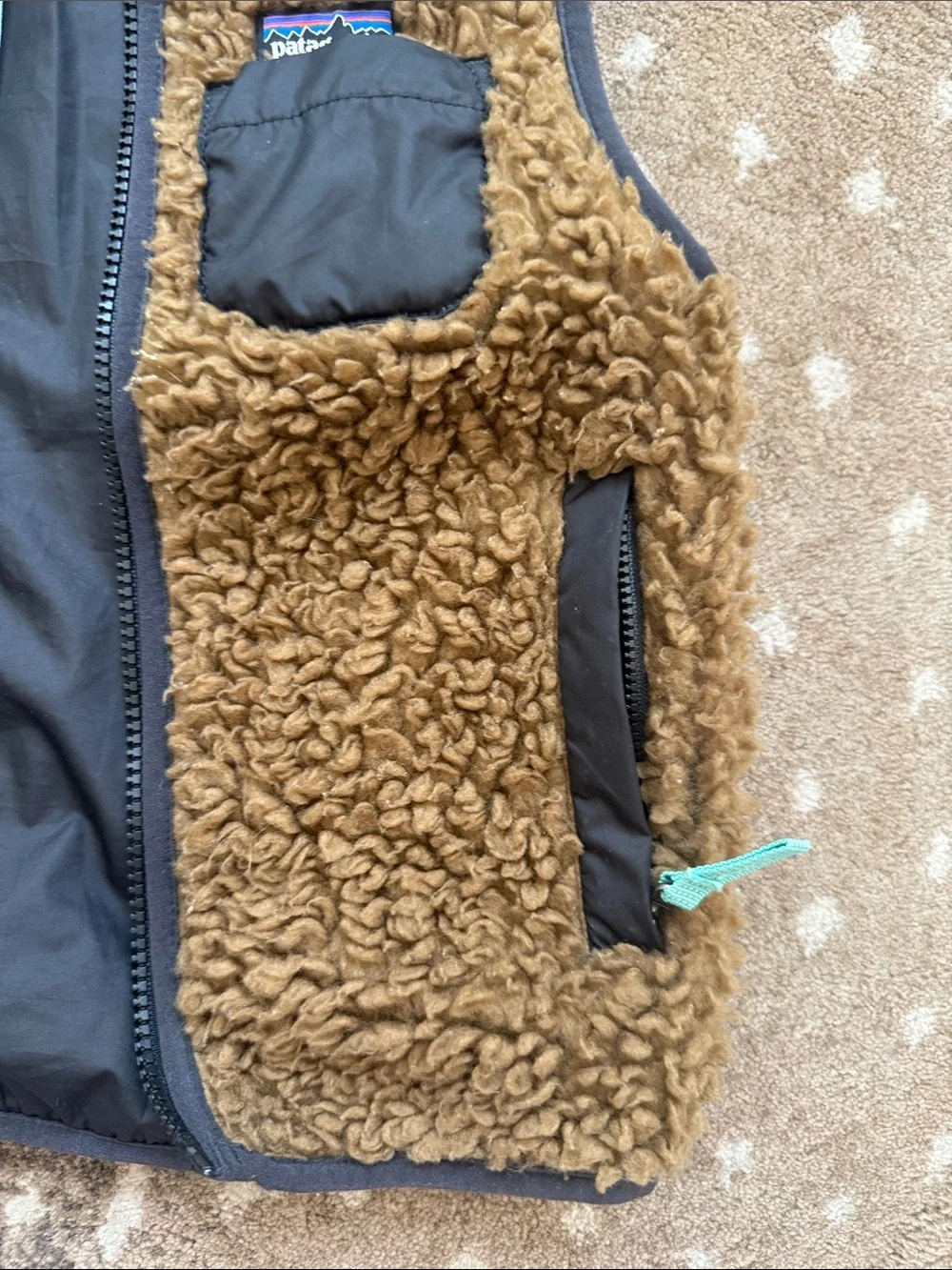 Patagonia Brown Sherpa Fleece Vest with Teal Accents